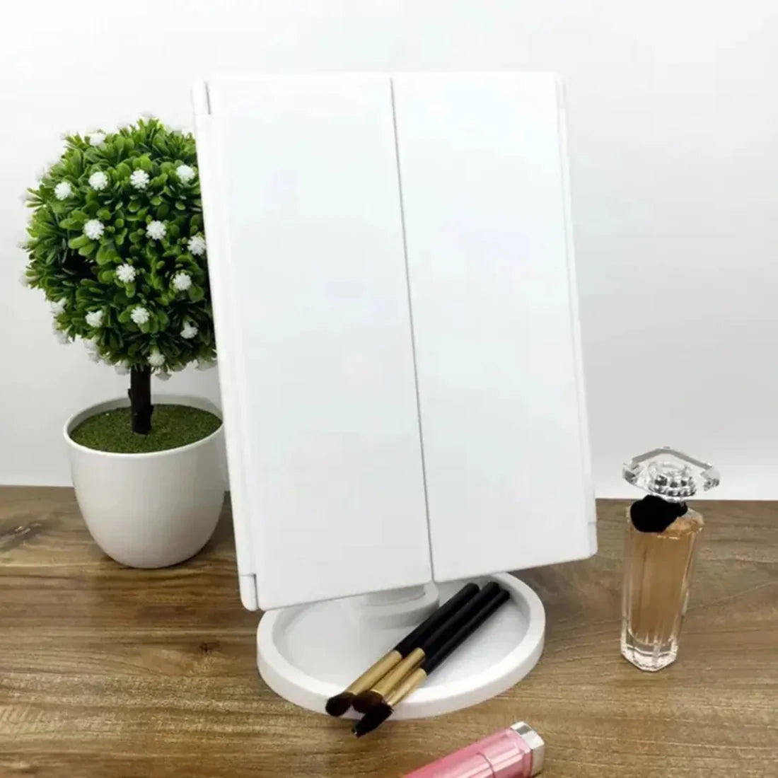 Lumi LED Ogledalo za Šminkanje